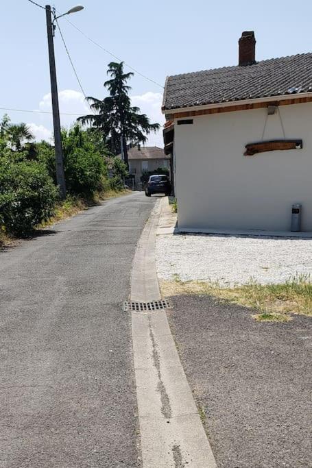 Chez Samb Villa Lussac-les-Chateaux Exterior photo